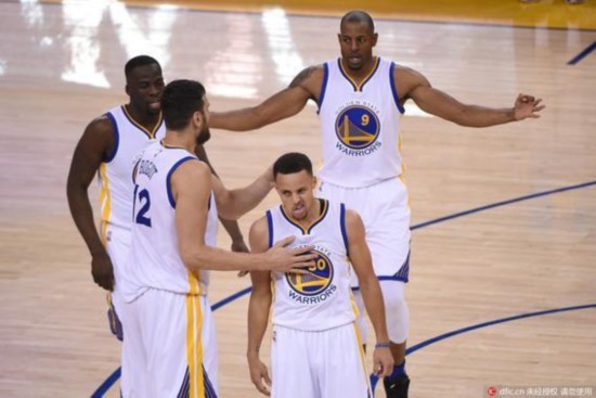 成为当之无 成为当之无