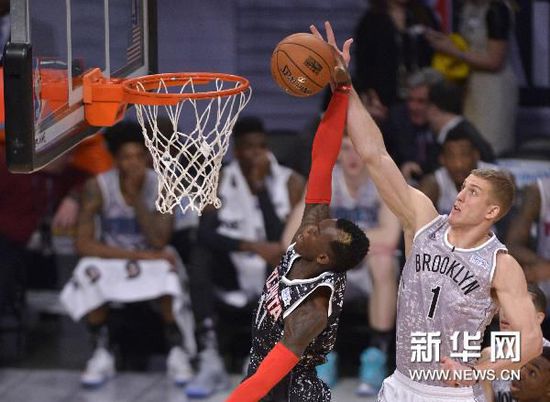 契显然受到 契显然受到