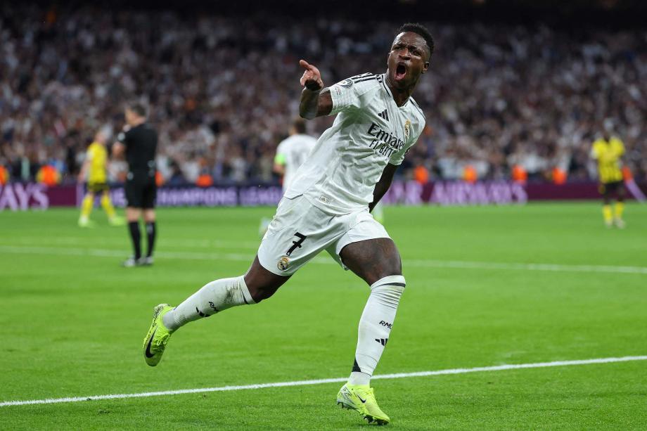 年赛季中 年赛季中