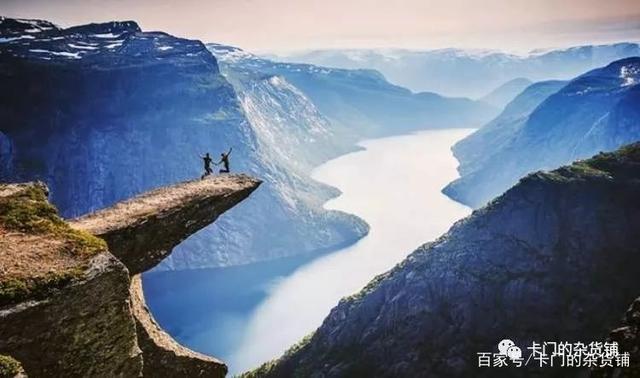 然专注于每 然专注于每