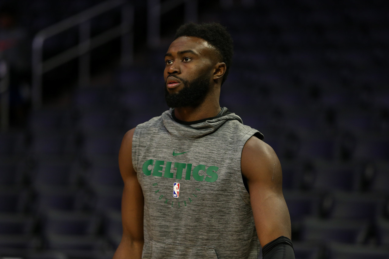 压舆论场中 压舆论场中